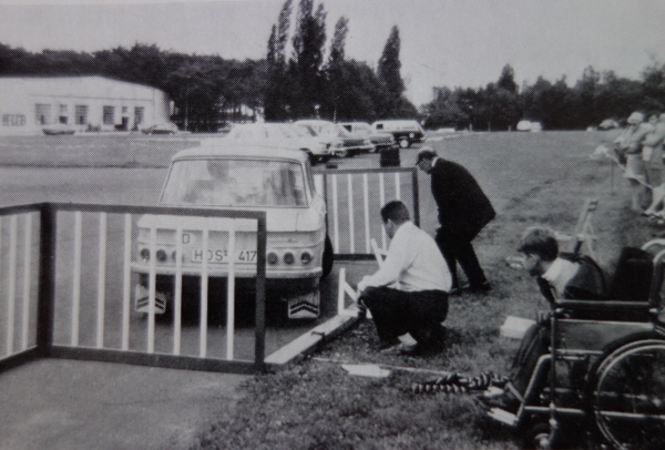 1972 Turnier beim Einparken